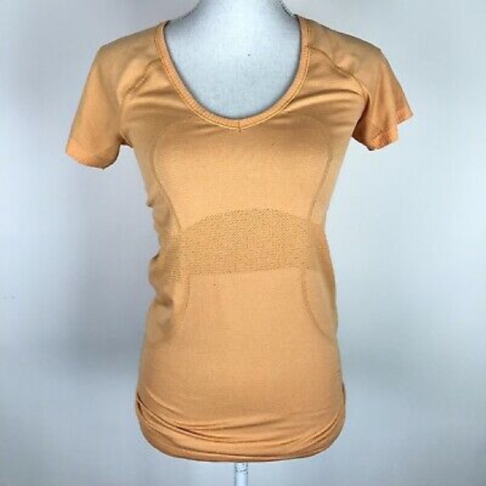Lululemon Tech Swiftly in Orange